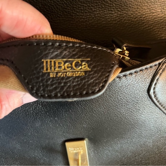 IllBe Ca by Joy Gryson Genuine Leather Clutch/Bag. Missing shoulder strap. - Picture 6 of 16